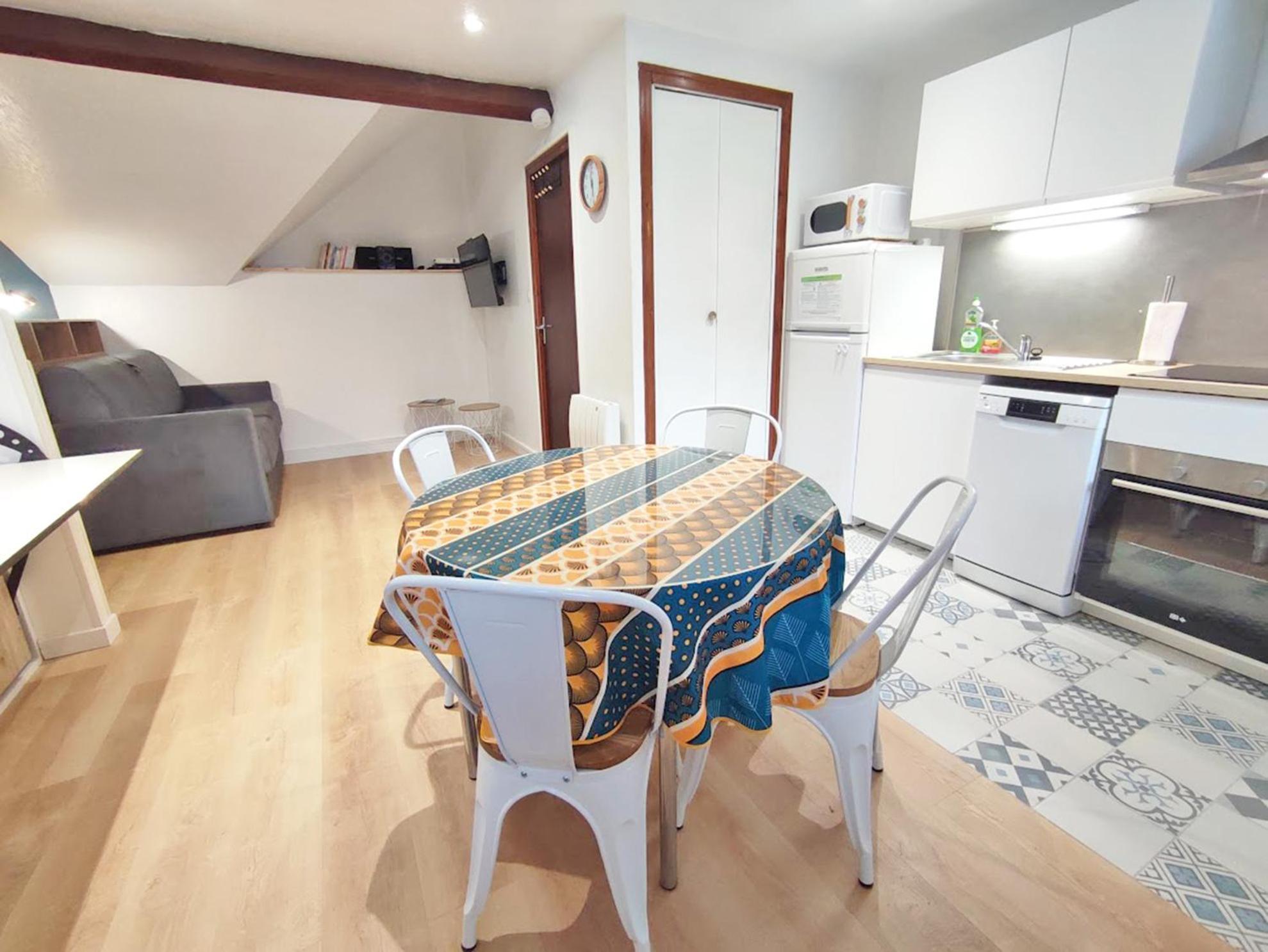 Residence Des Jardins, Wifi, Centre Luchon Bagneres-de-Luchon Exterior photo